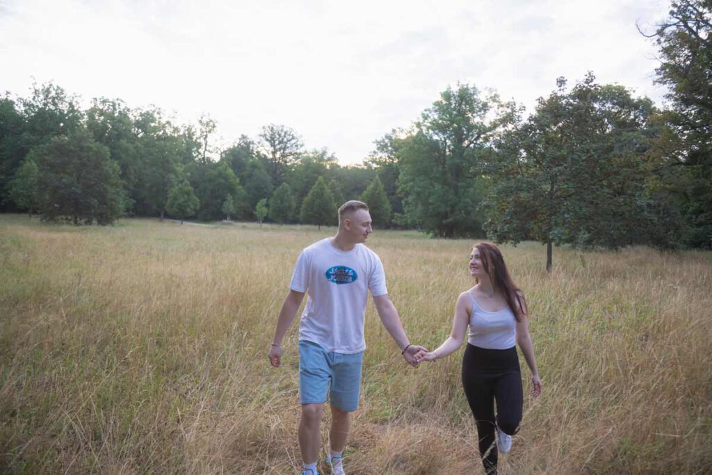 Fotoshooting in Dresden im Sommer mit einem verliebten Paar